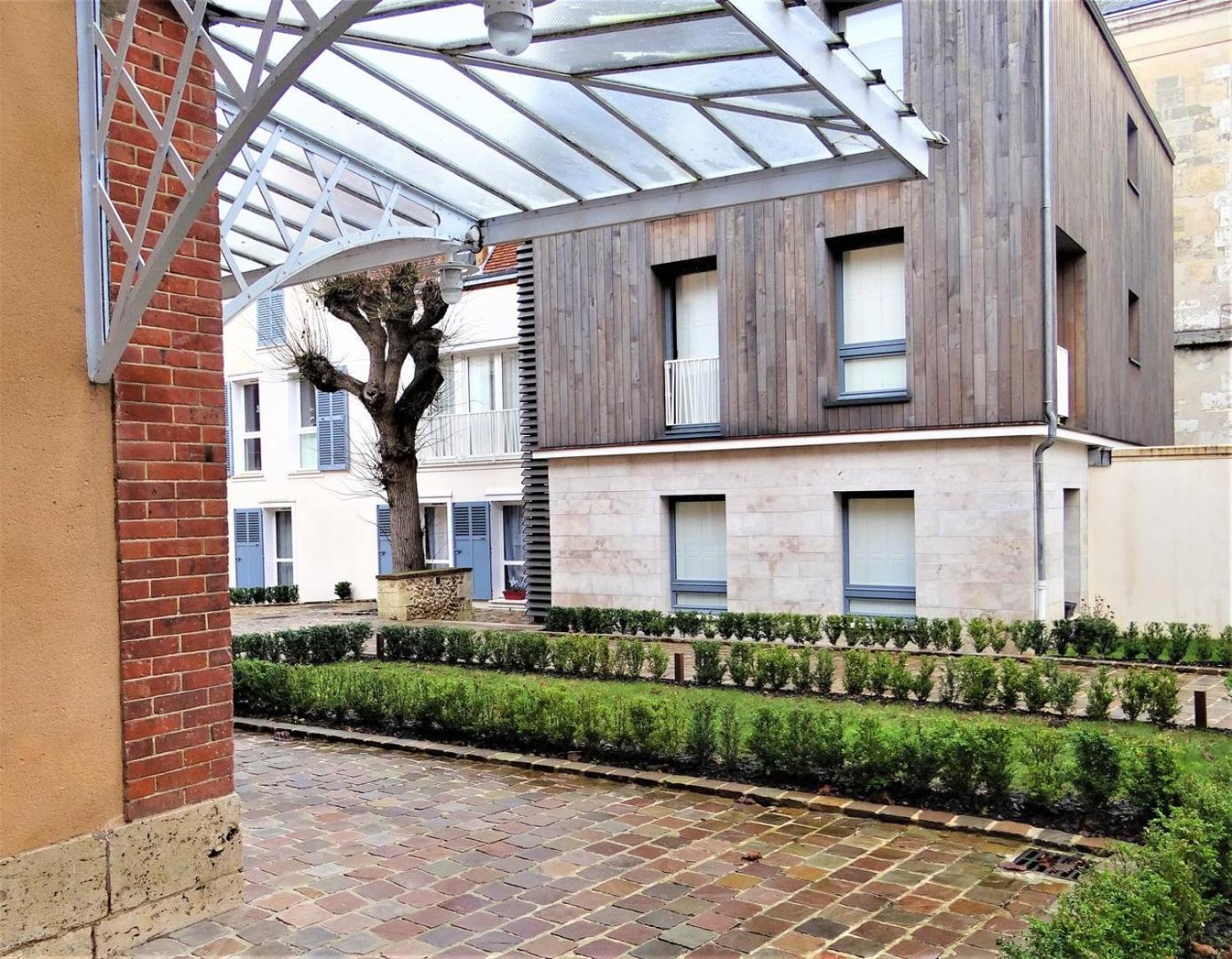 Appartement L'esprit d'antan quartier historique deux personnes à Chartres Extérieur photo